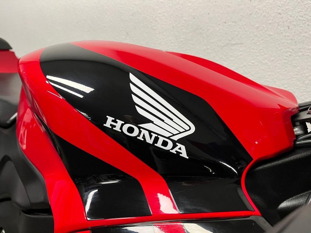 Honda CBR 600 RR (bj 2008) - foto 3