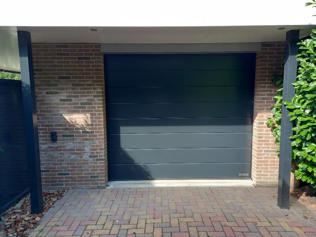 Hörmann elektrische garagedeur, Doe-het-zelf en Verbouw, Deuren en Horren, Ophalen, Garagedeur, Zo goed als nieuw, Metaal