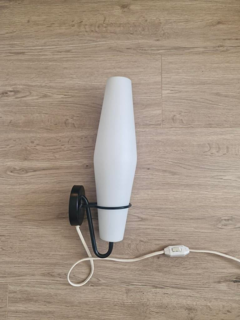 Vintage Raak wandlamp C-1556 uit de jaren '50, Huis en Inrichting, Lampen | Wandlampen, Ophalen of Verzenden, Gebruikt, Glas, Vintage, Mid-century modern, Jaren '50