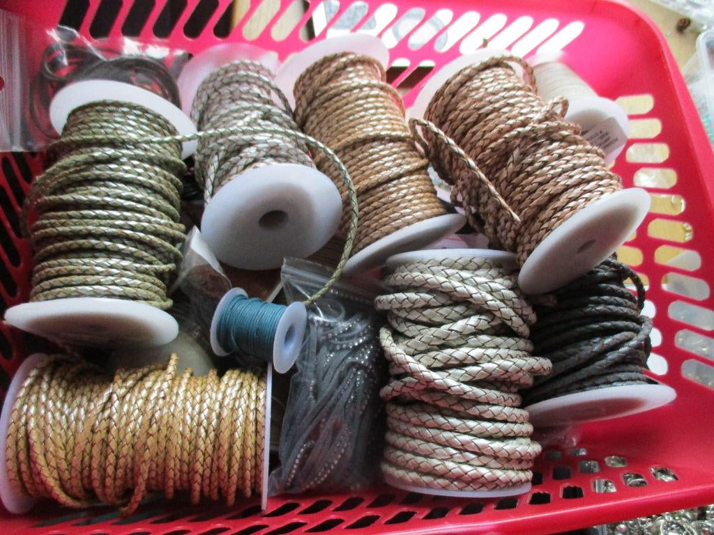 SPOTGOEDKOOP MEGA partij draad leren veters enz, Ophalen, Nieuw, Draad