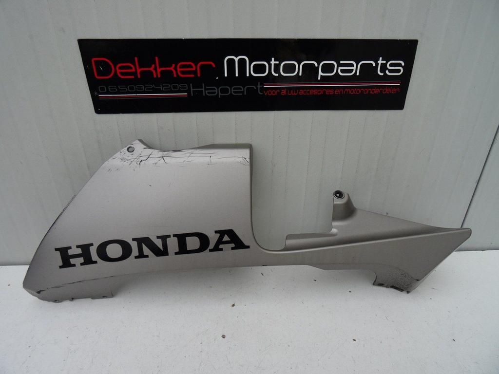 Onderkuip / Zijkap Links Honda CBR600RR 2003-2006 PC37, Motoren, Gebruikt, -, -, Ophalen of Verzenden