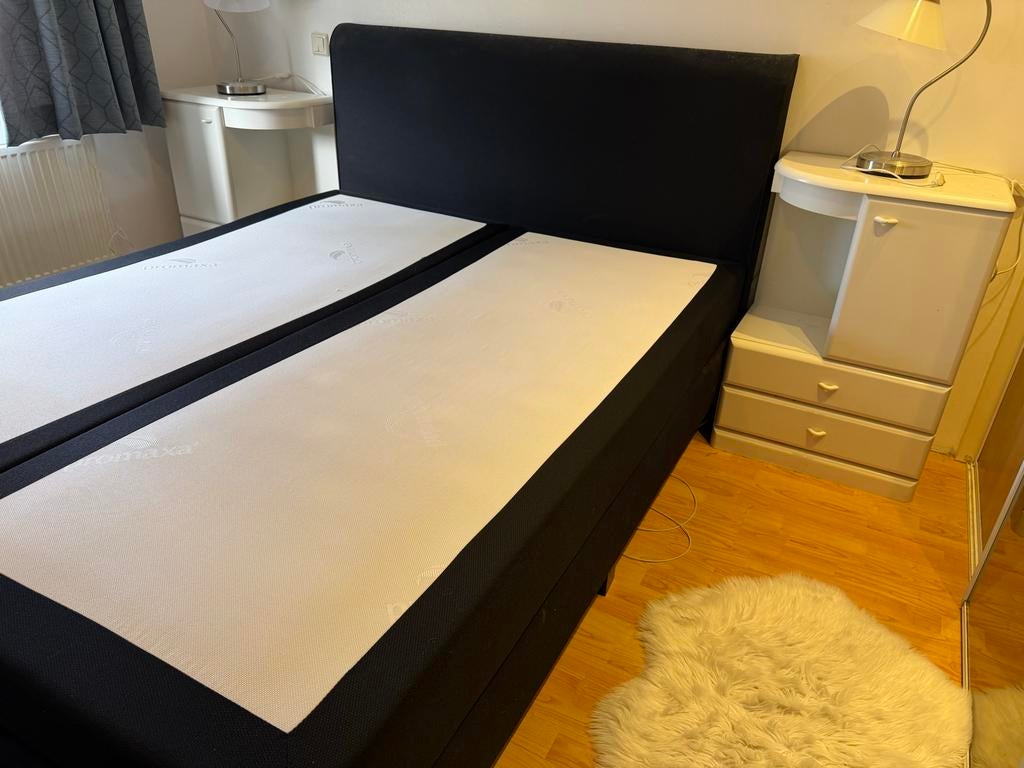 Boxspring  160x200, Tweepersoons, Ophalen of Verzenden, Zo goed als nieuw, 200 cm