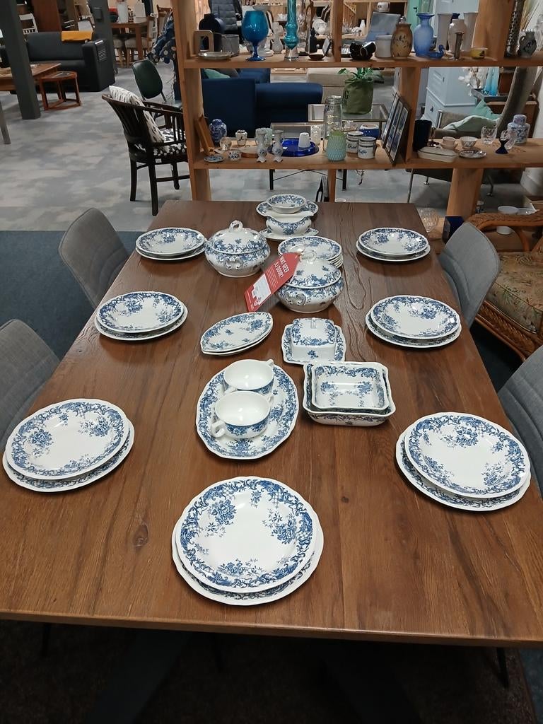 Villeroy en Boch aardewerk Serie Valeria - Estafette St Anna, Antiek en Kunst, Ophalen