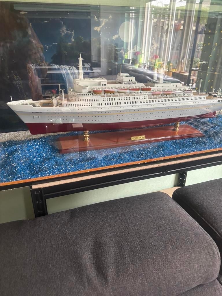 Handgemaakte Ss Rotterdam schaalmodel te koop!, Hobby en Vrije tijd, Modelbouw | Boten en Schepen, Ophalen, Zo goed als nieuw
