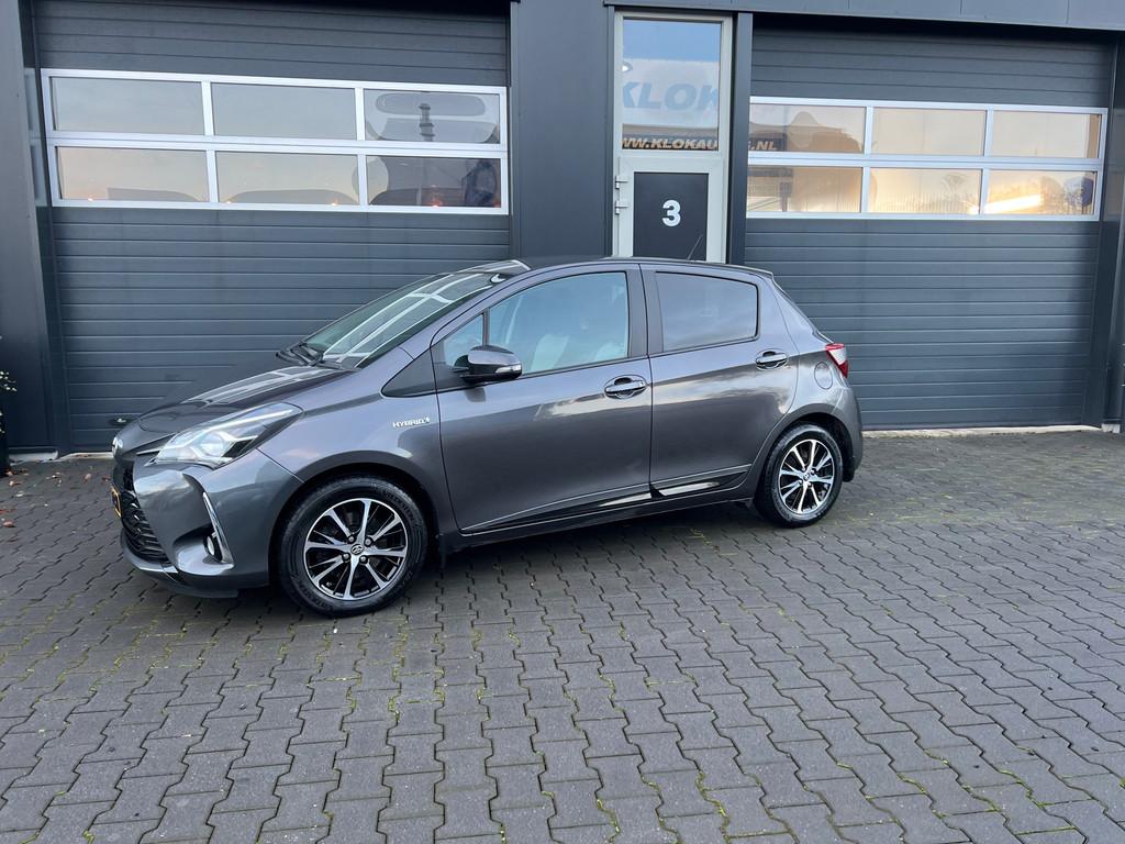 Toyota Yaris 1.5 Hybrid Aspiration AUTOMAAT !, Gebruikt, 4 cilinders, 49 €/maand, Bedrijf