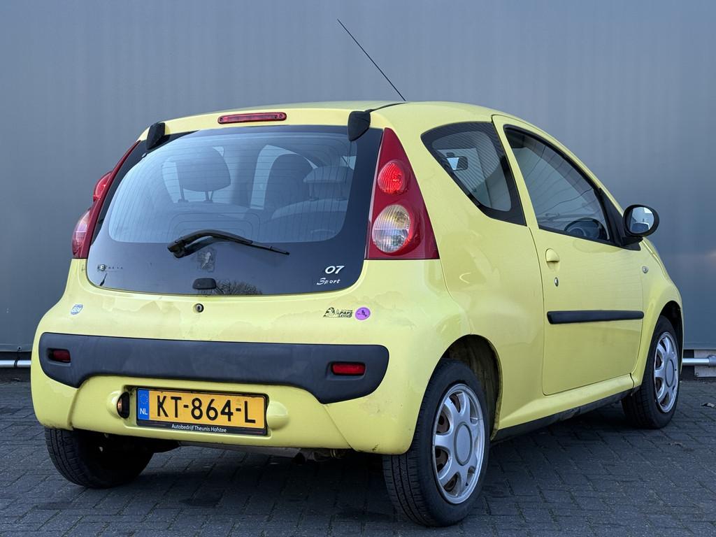 Peugeot 107 BJR 2007 1.0-12V 68 PK XR APK 11-2026 (bj 2007), Voorwielaandrijving, Stof, Gebruikt, Overige kleuren