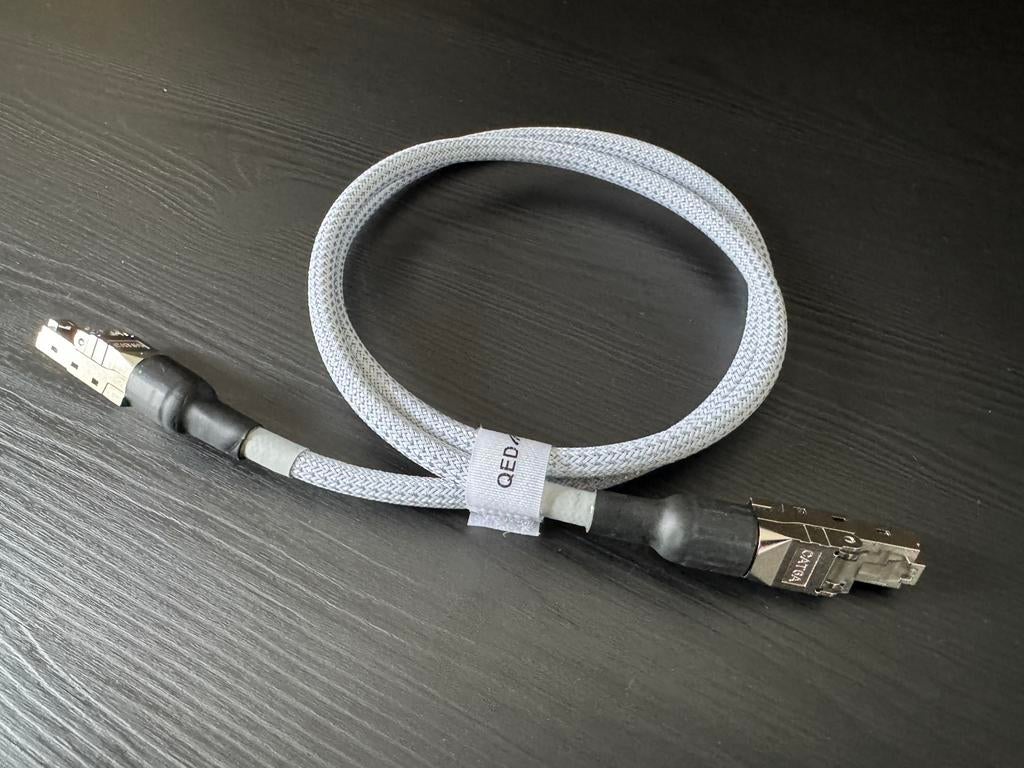 High end streaming kabel (QED), Ophalen of Verzenden, Zo goed als nieuw, Minder dan 2 meter, Interlink-kabel