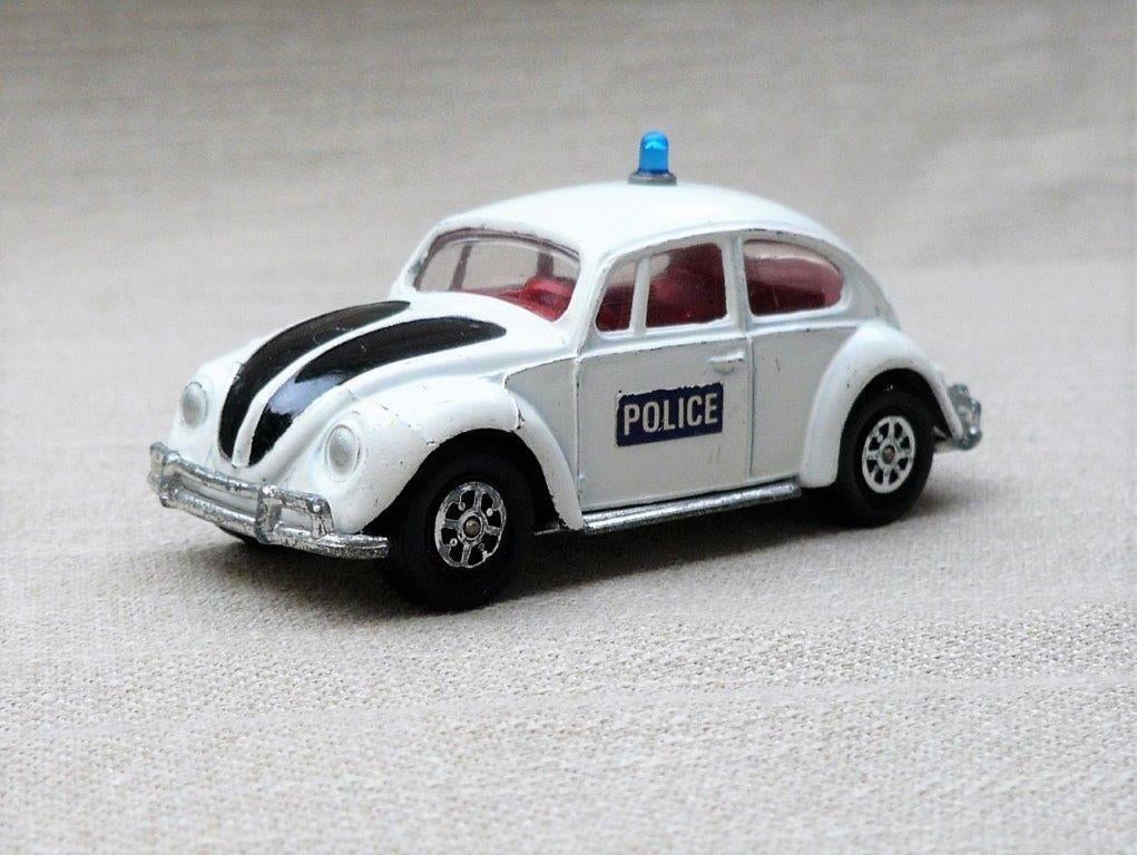 Corgi 373 VW Volkswagen kever 1200 police whizzwheels., Ophalen of Verzenden