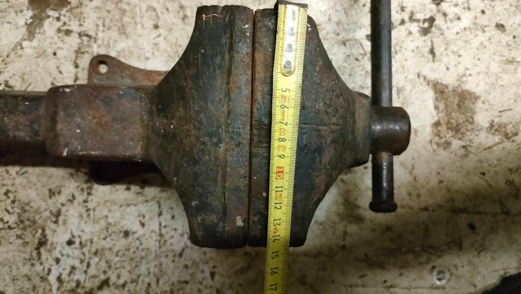 Heuer Front bankschroef 140 gebruikt goedwerkend, Ophalen of Verzenden