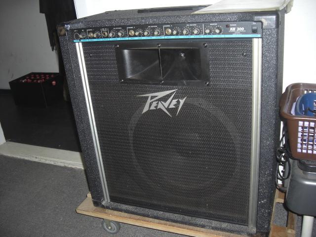 Vintage peavey versterker met boekjes / papieren, Ophalen, Gebruikt, 100 watt of meer