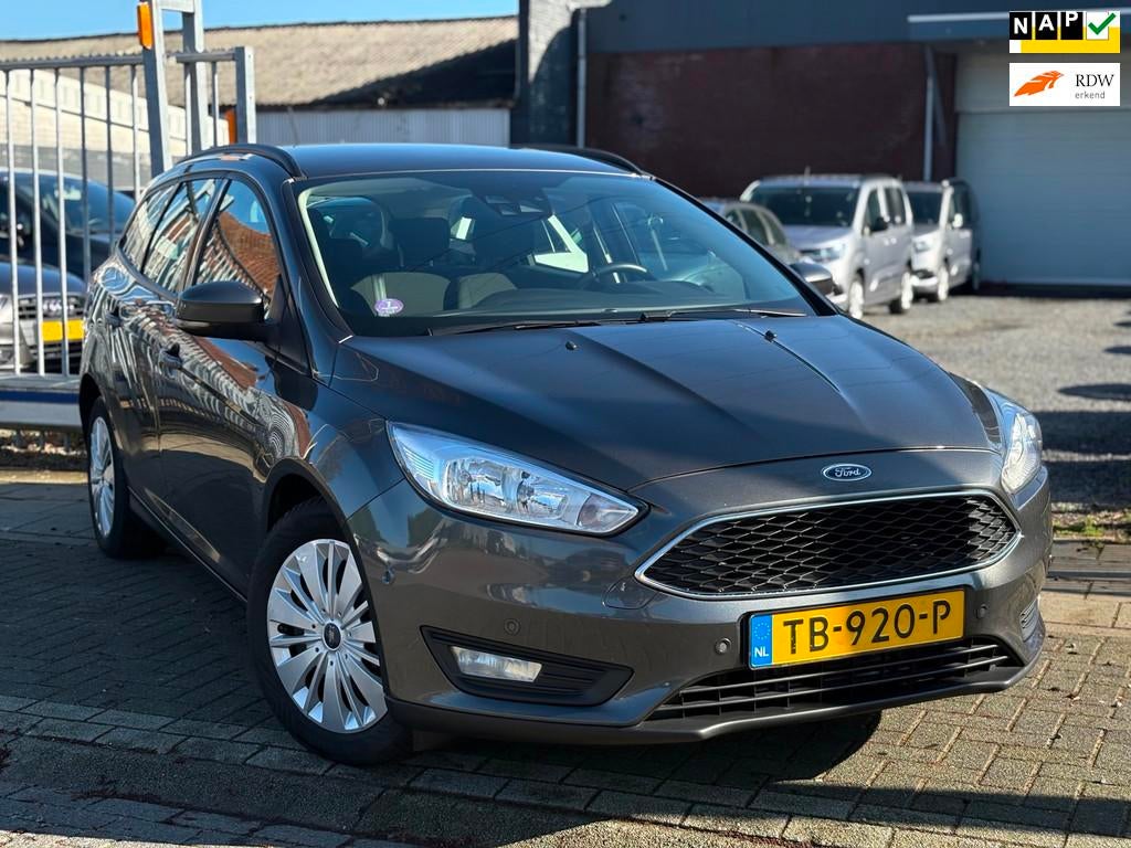 Ford Focus Wagon 1.0 Lease Edition | Nieuwe D-Riem | Navigat, Gebruikt, Origineel Nederlands, Handgeschakeld, 999 cc