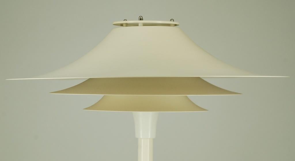 Vintage 1970's Deense Vloerlamp 395 euro, Ophalen, Gebruikt, Vintage MCM, 100 tot 150 cm