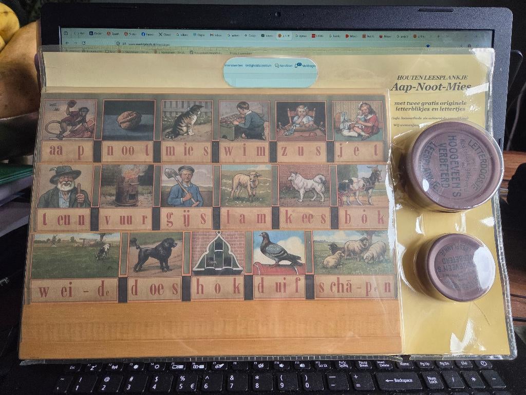 Nieuw in verpakking, houten leesplankje Aap, noot, Mies, Ophalen of Verzenden