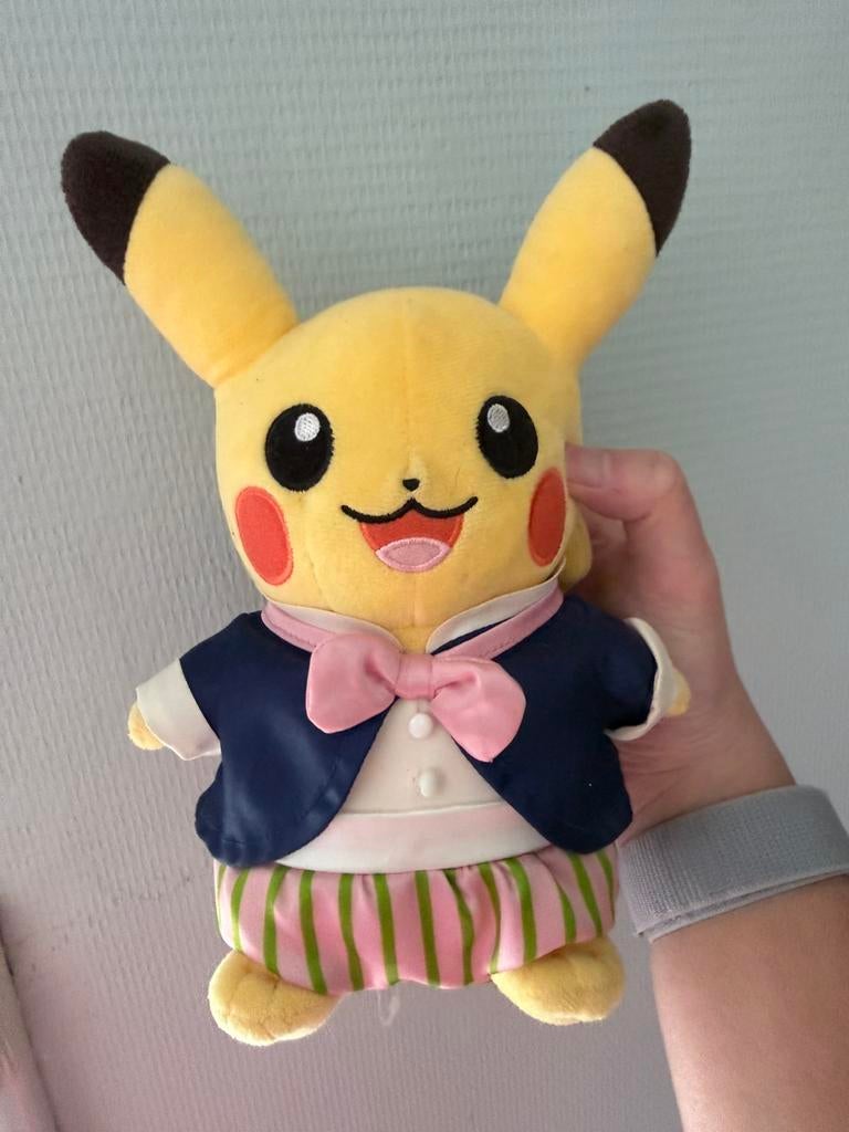 Pikachu Mysterious Tea Party Pokemon Center, Ophalen of Verzenden, Zo goed als nieuw