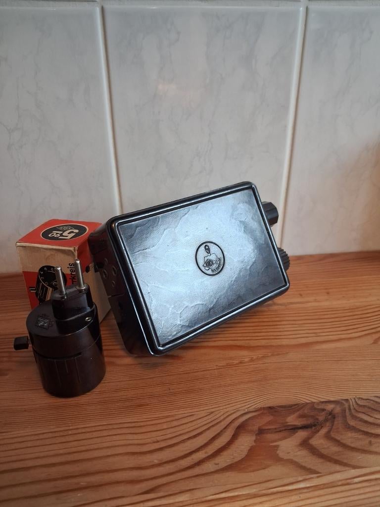 Bakeliet antenne schakelaars,voor Volksontvangers, Ophalen of Verzenden