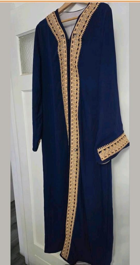 Prachtige Nieuwe Zijden Caftan Jurk met Riem, Blauw, Maat 42/44 (L), Nieuw, Ophalen of Verzenden