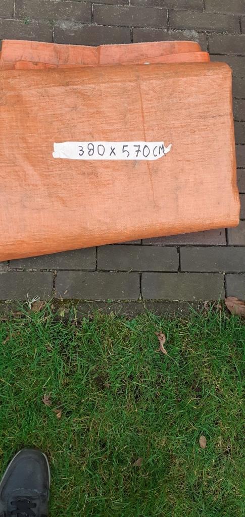 Twee zeilen 3,80x5,70 meter, Ophalen, Gebruikt, 15 m² of meer, Zeil