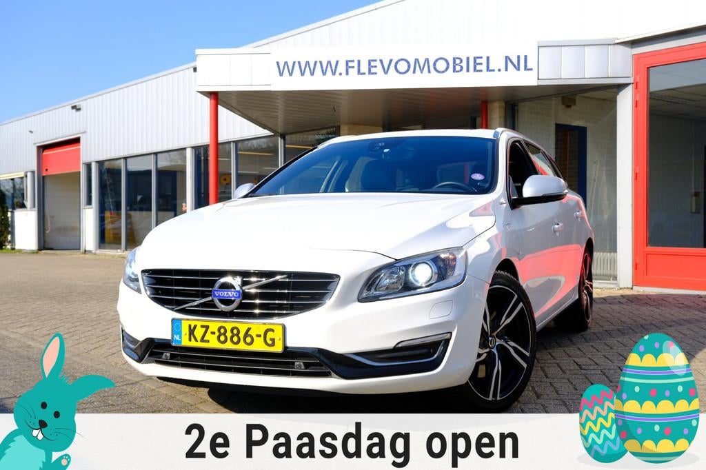 Volvo V60 2.4 D6 Twin Engine R-Design Aut. Leder|Pano|Clima|, Auto's, Volvo, Automaat, Euro 6, Wit, 1880 kg