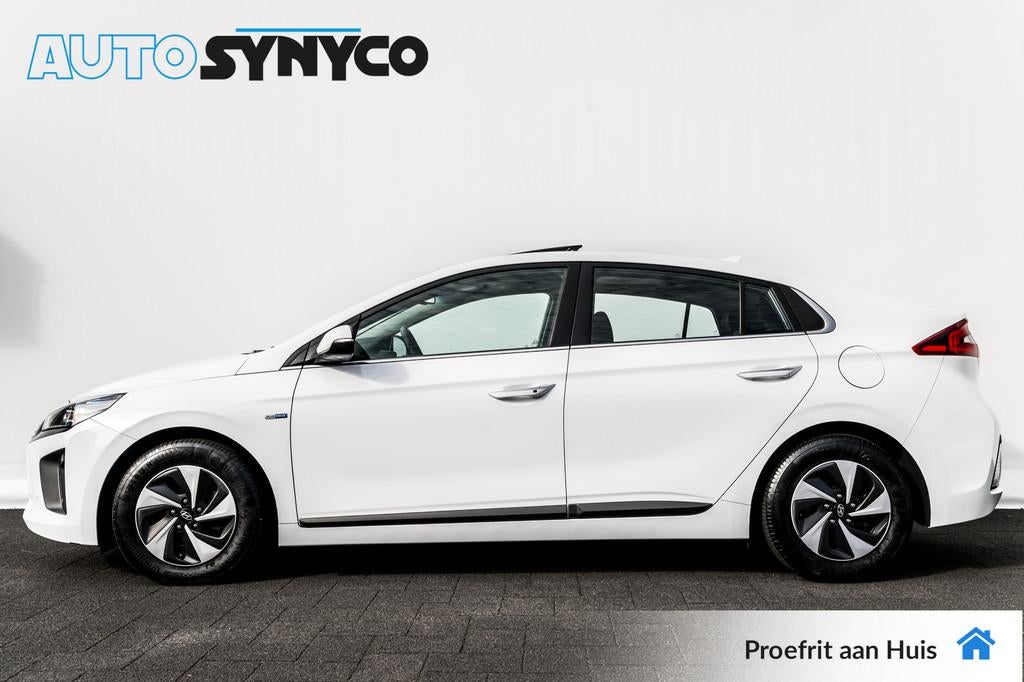 Hyundai IONIQ 1.6 GDi Blue Drive Premium | Leder | Schuifdak, Auto's, Hyundai, 28 km/l, Gebruikt, Met garantie (alle), Wit
