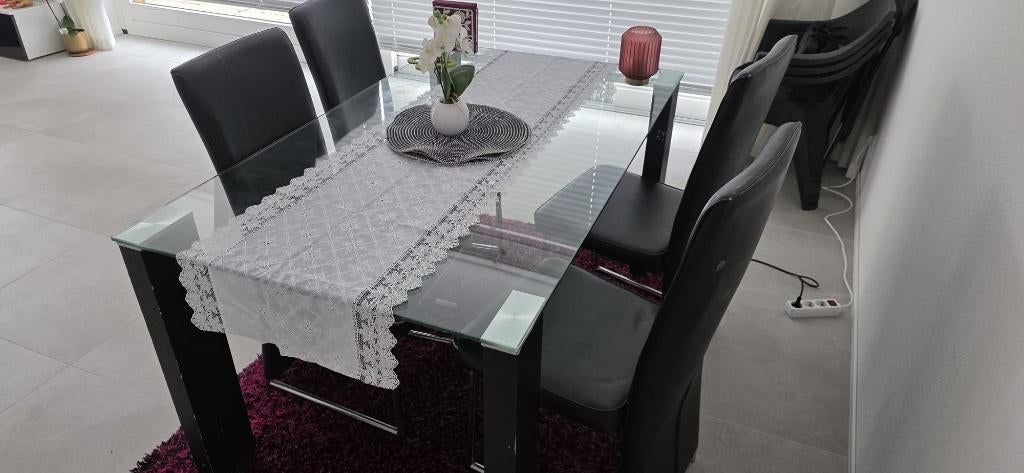 Hoekbank + Eettafel met stoelen modern en netjes onderhouden, Huis en Inrichting, Tafels | Eettafels, Ophalen, Gebruikt, 50 tot 100 cm