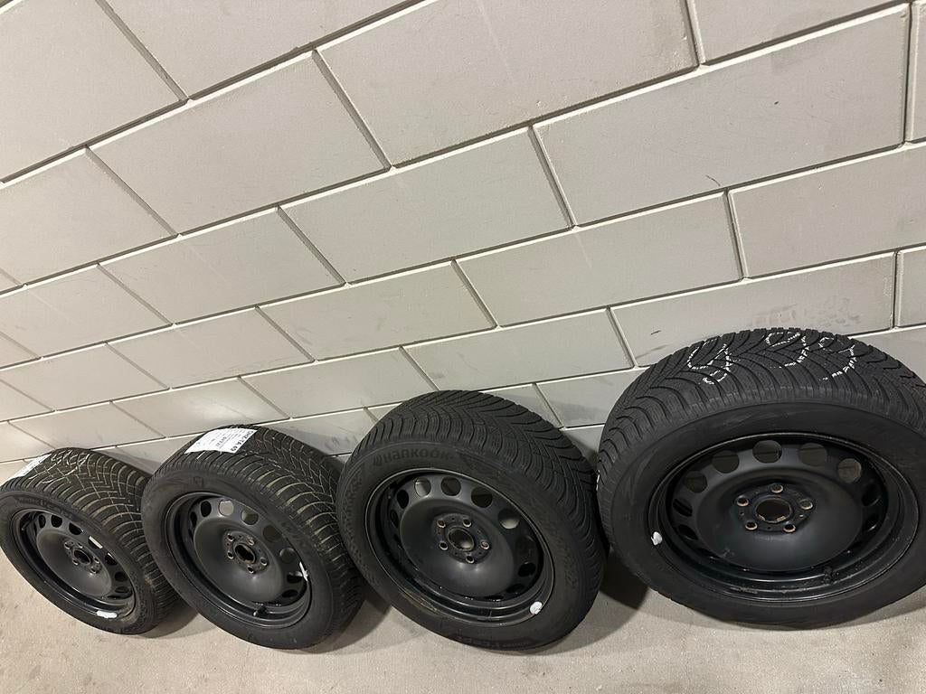 4x Winterbanden 205/55/R16 - 2x nieuw, 2x gebruikt, Ophalen, Gebruikt, 16 inch, Band(en)