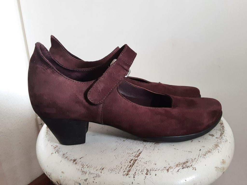 ARCHE schoenen pumps maat 40 aubergine, Kleding | Dames, Schoenen, Pumps, Overige kleuren, Ophalen of Verzenden, Zo goed als nieuw