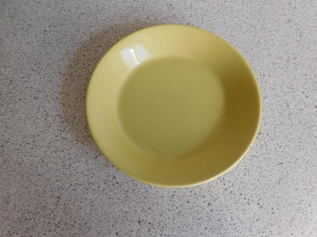 Bord 14,5 cm. Geel Arabia Finland, Ophalen of Verzenden