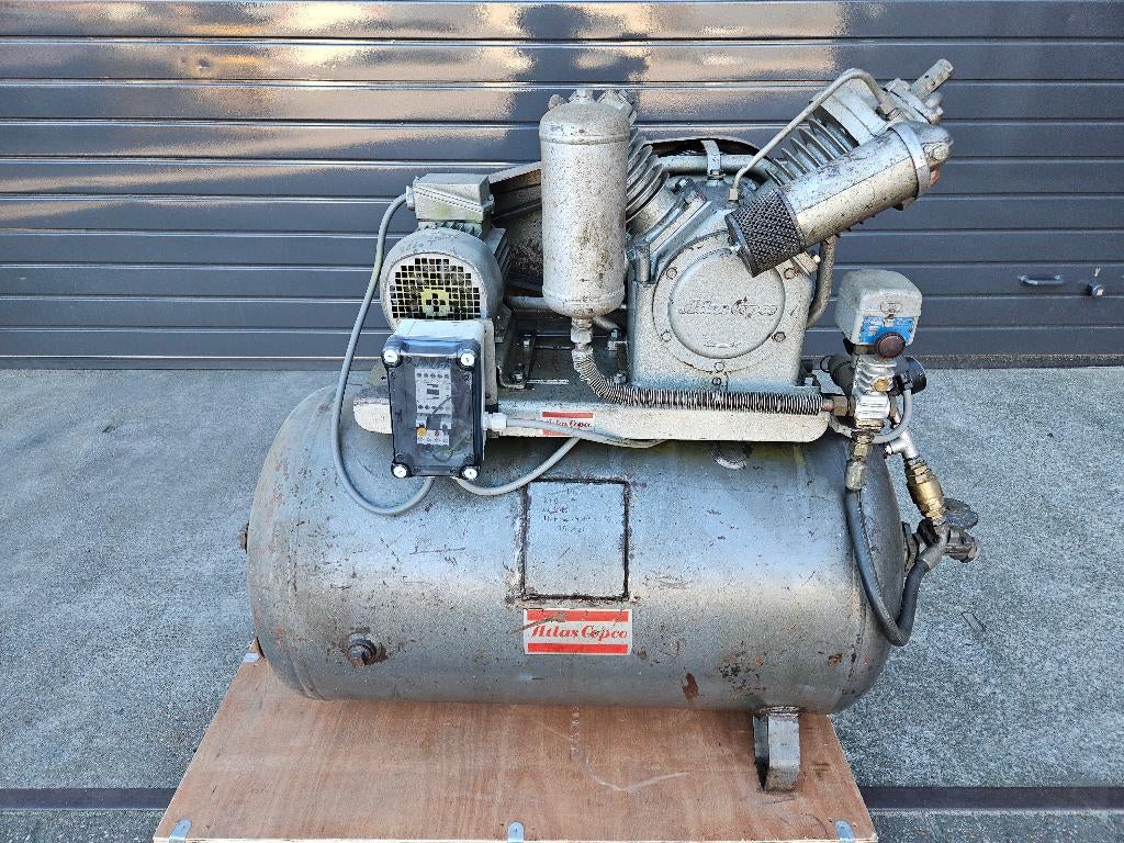 Compressor 3 PK Atlas Copco KT4 A5, 100 liter of meer, Ophalen, Gebruikt, 200 tot 400 liter/min