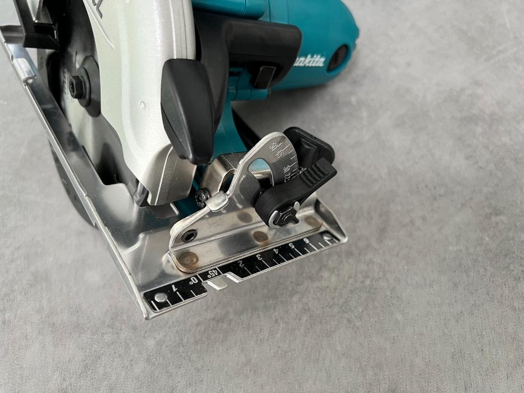 MAKITA 18V ACCU CIRKELZAAG DSS501ZJ  LXT Li-ion INVALZAAG, 30 cm of meer, Overige typen, Nieuw, Ophalen of Verzenden