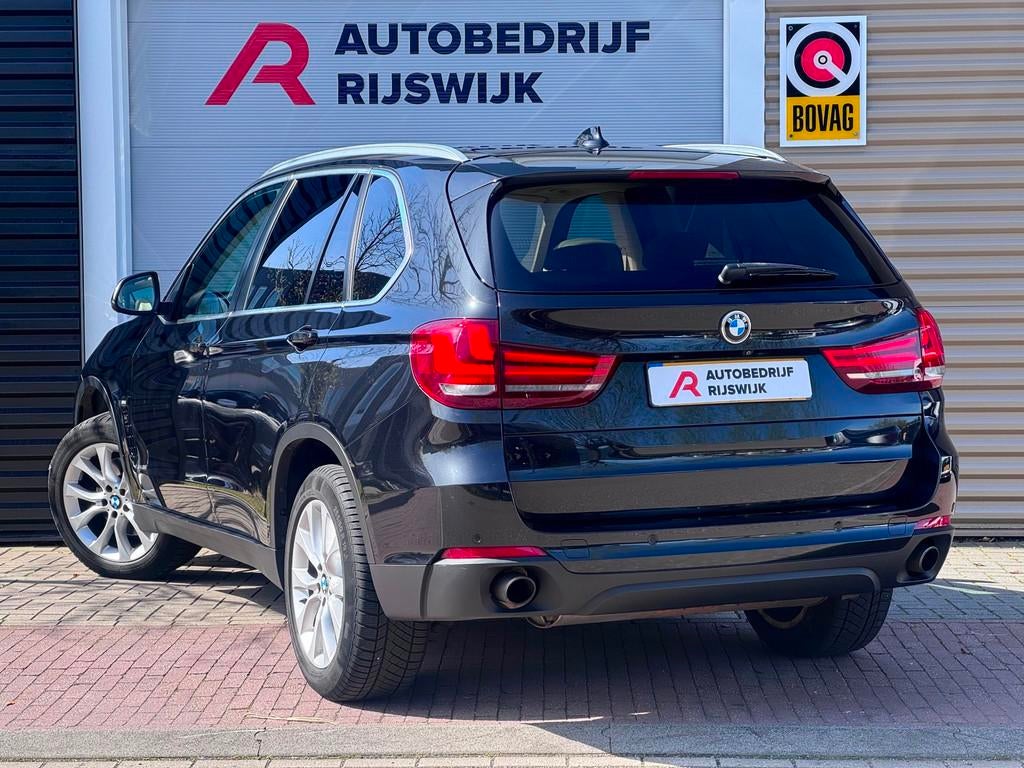 BMW X5 XDrive35i High Executive Pano/Softclose/360/Memory, 2005 kg, Gebruikt, Zwart, Bedrijf