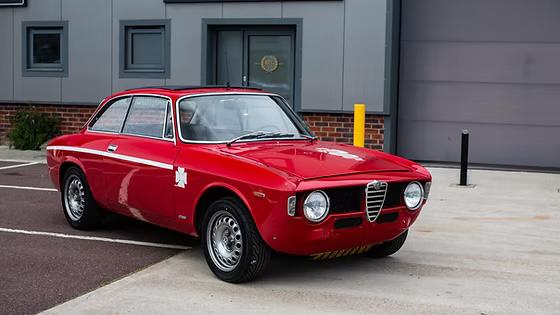 Gezocht: Alfa Romeo Bertone Coupe project, Auto-onderdelen, Ophalen of Verzenden, Alfa Romeo, Bumper
