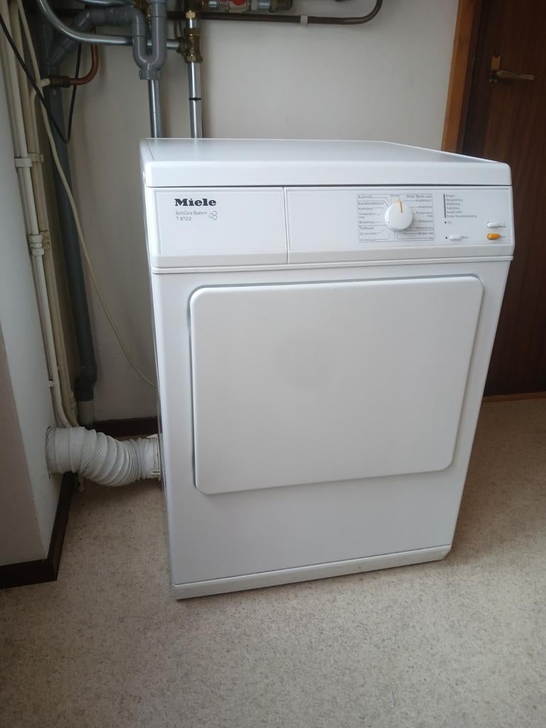 Miele SoftCare System T 8703 Luchtafvoerdroger, Ophalen
