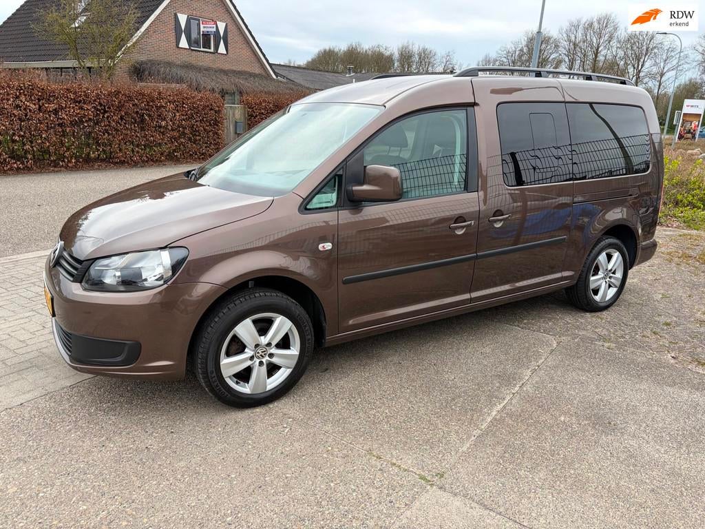 Volkswagen Caddy Maxi 1.2 TSI Comfortline maxi 7 persoons, Voorwielaandrijving, Euro 5, Zwart, 4 cilinders