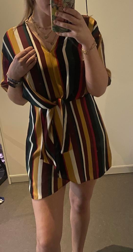 Jumpsuit gestreept bershka 36 S oker, Kleding | Dames, Jumpsuits, Ophalen of Verzenden, Zo goed als nieuw, Maat 36 (S), Geel