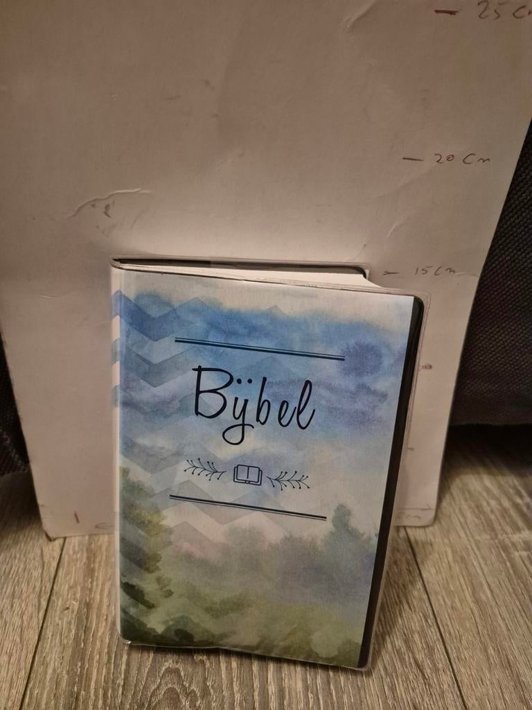 Blijvende Bijbel: Statenvertaling met frisse omslag, Ophalen of Verzenden, Zo goed als nieuw, Diverse auteurs (Statenvertaling)