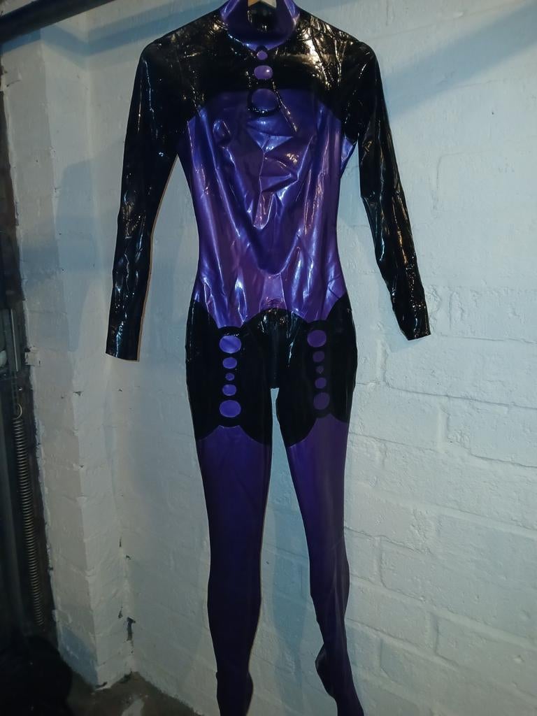 Libidex latex catsuit maat S paars/zwart, Kleding | Dames, Overige Dameskleding, Zo goed als nieuw, Verzenden