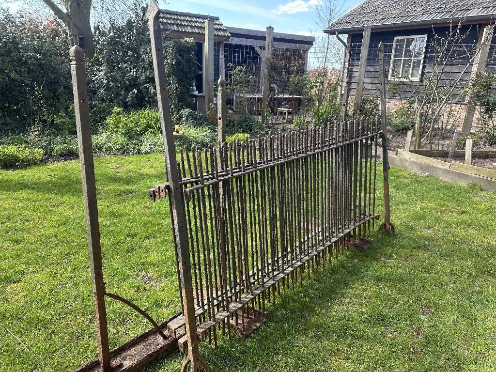 antiek hekwerk te koop, Ophalen, Gebruikt, IJzer, Sierhekwerk