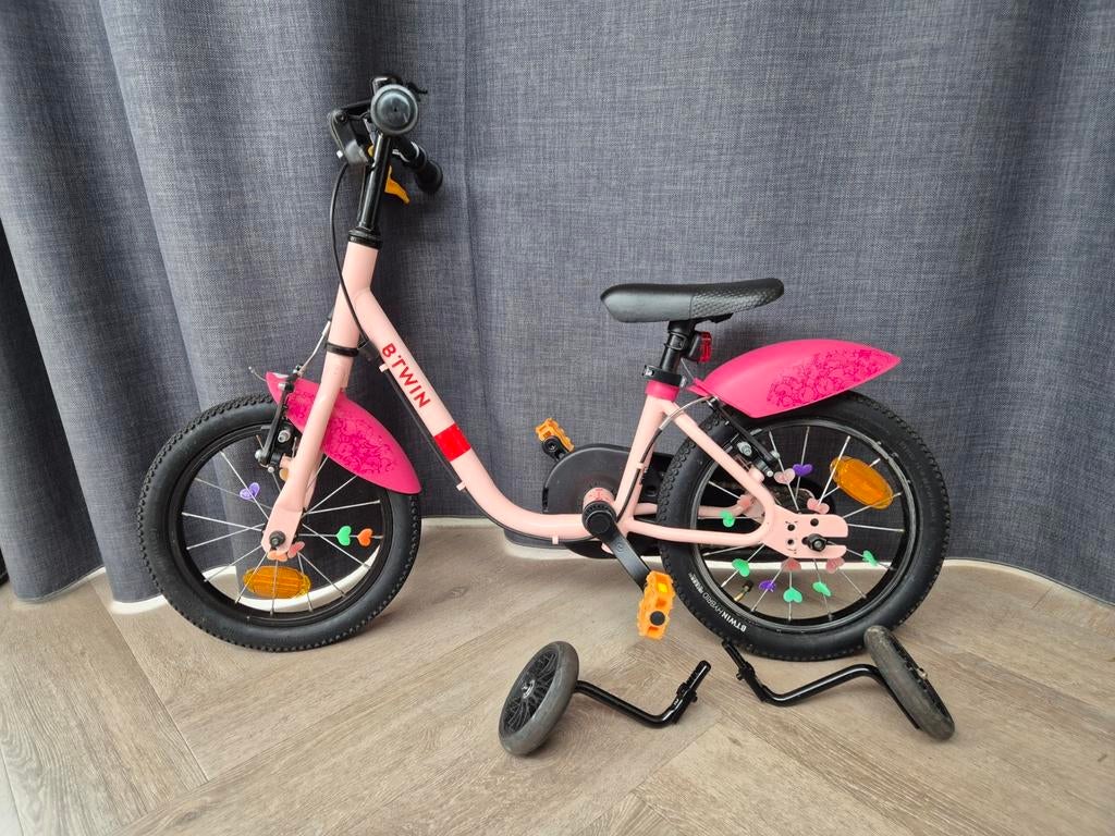 Kinderfiets 14" Btwin met zijwieltjes - Roze, Ophalen, Zijwieltjes, Gebruikt, Minder dan 16 inch