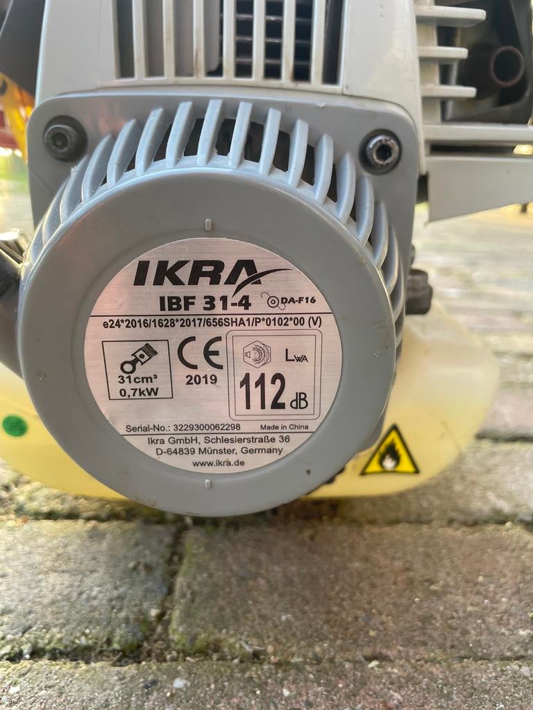 IKRA IBF 31-4 Bosmaaier 4-takt, Tuin en Terras, Ophalen, Gebruikt, 30 tot 50 cm, Benzine