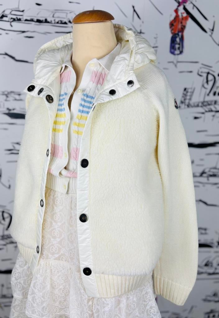 Moncler meisjes tussenjas 3 materialen maat 10, Moncler EU, Zo goed als nieuw, Moncler, Customercare@moncler.com