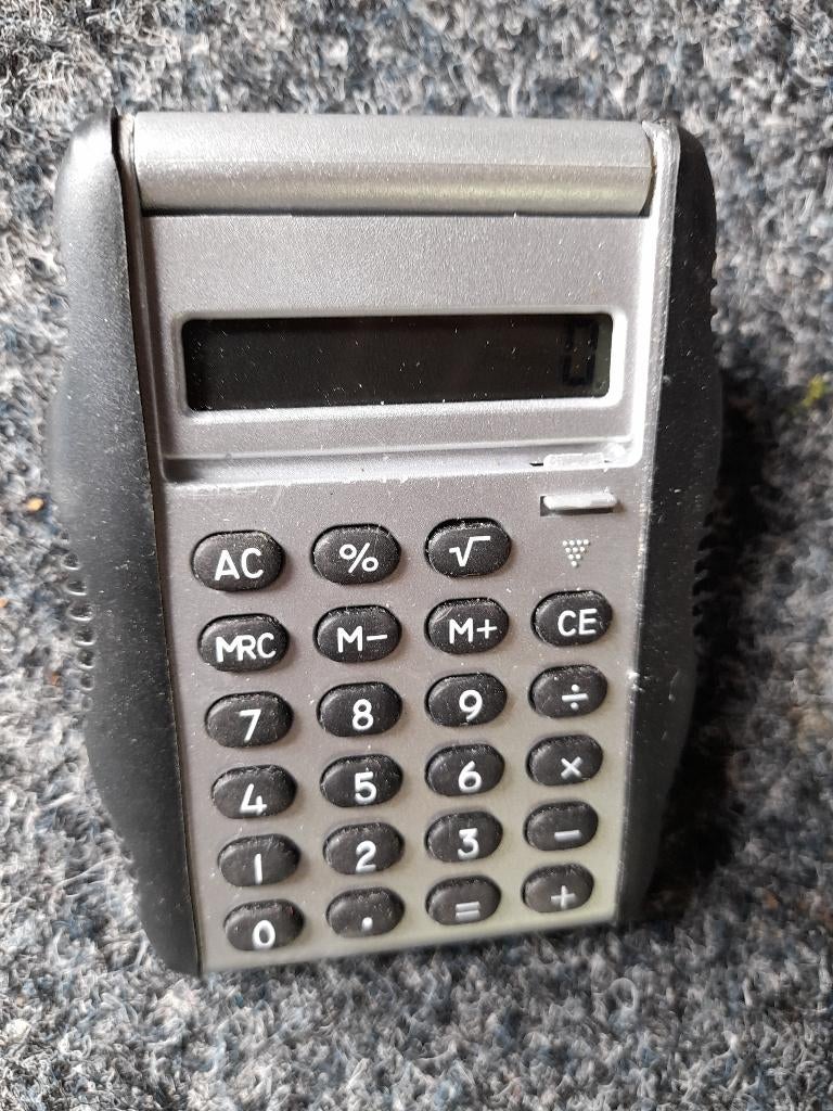 REKENMACHINE KAN OOK STAAN, Ophalen of Verzenden, Zo goed als nieuw