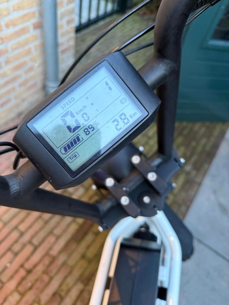 Agm GT250 Elektrische Fiets, Fietsen en Brommers, Overige merken, Gebruikt, Ophalen of Verzenden, 50 km per accu of meer