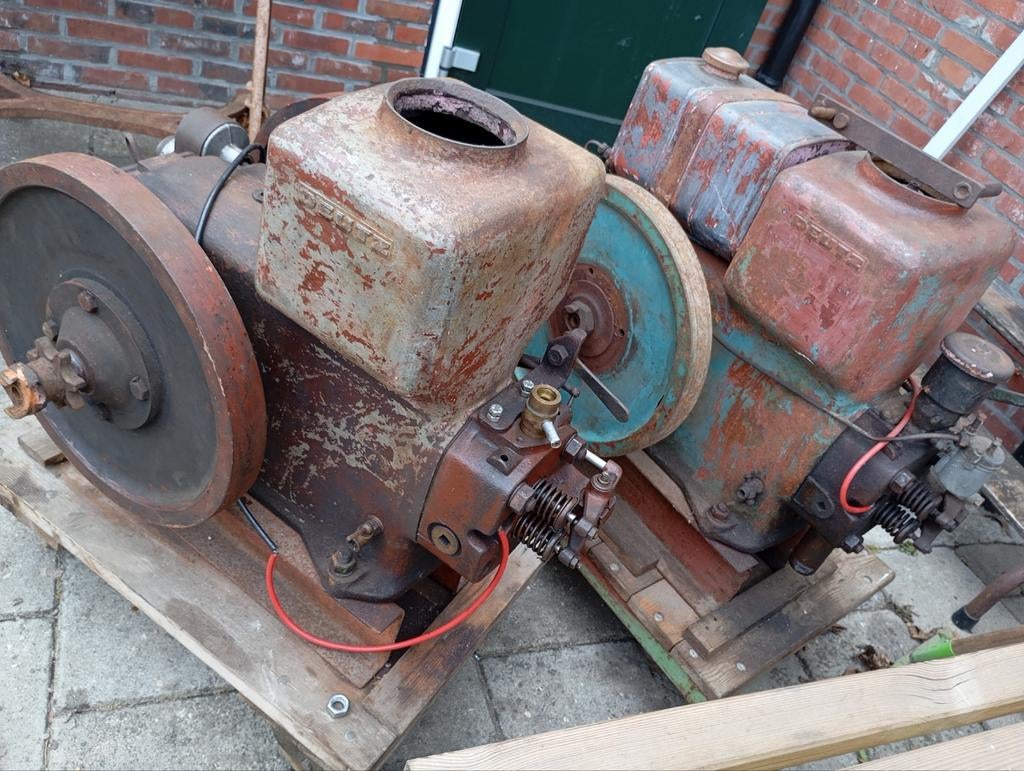 2 stuks Deutz ma 711 benzine, Doe-het-zelf en Verbouw, Ophalen, Gebruikt, Benzinemotor