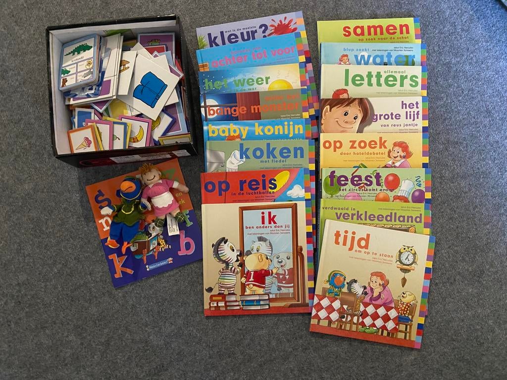 Leerzame set met boekjes/spelletjes/dvd's van HoteldeBotel, Ophalen of Verzenden, Gebruikt