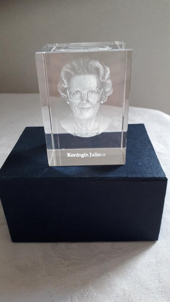 HOLOGRAM JULIANA IN ORIGINELE DOOS, Ophalen of Verzenden