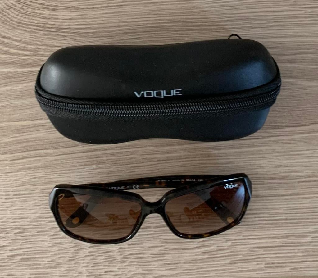 Vogue zonnebril, Overige merken, Zonnebril, Bruin, Ophalen of Verzenden