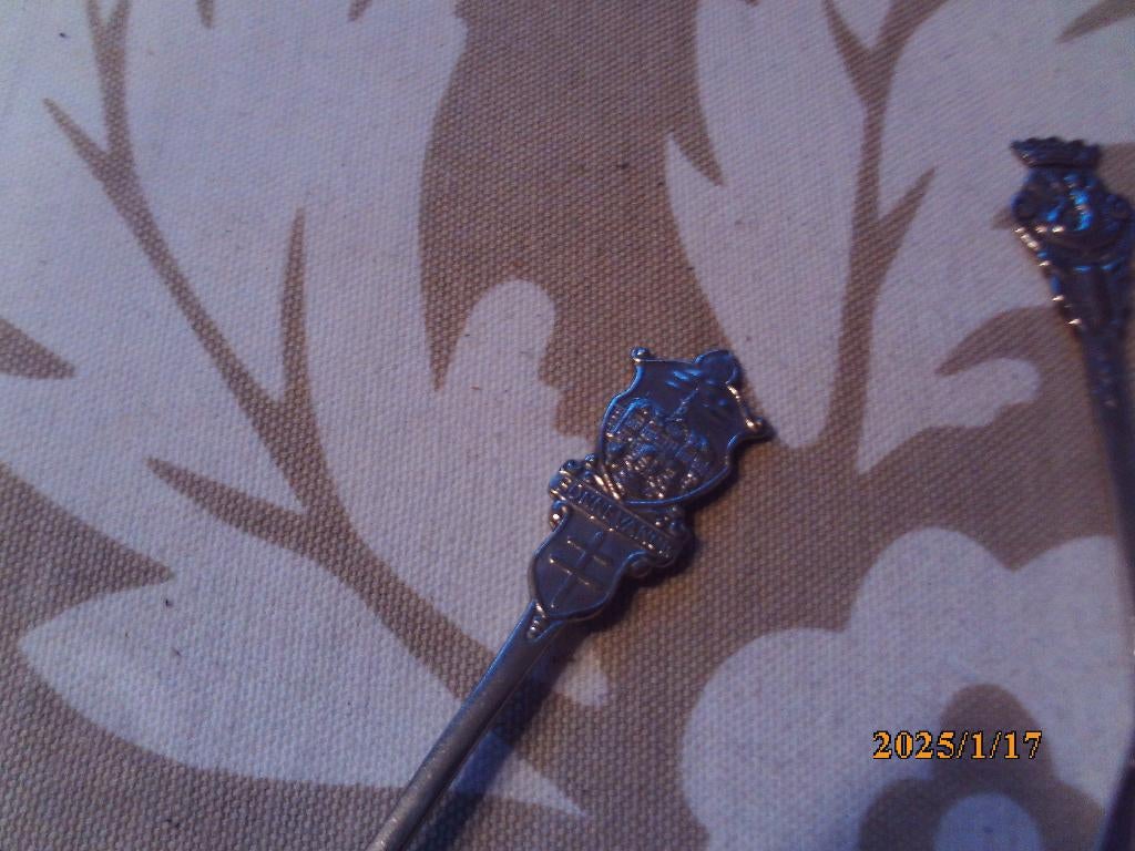 Lepel 1: Ermelo Sonnevanck gebouw 2 : Uithuizermeeden wapen, Ophalen of Verzenden, Zo goed als nieuw