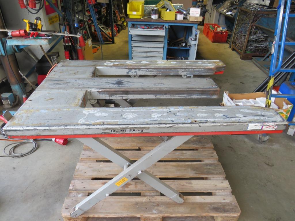 heftafel schaarheftafel werktafel elektrisch hydraulisch, Doe-het-zelf en Verbouw, Ophalen, Gebruikt, 120 tot 170 cm, Inklapbaar