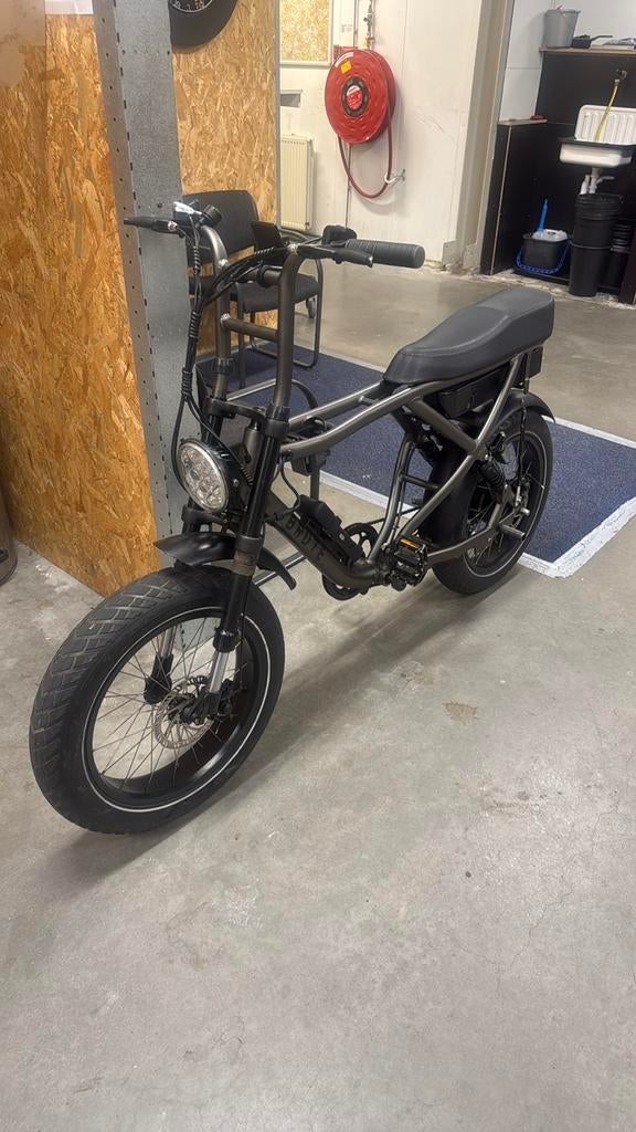 Fatbike - Stoere E-bike, Fietsen en Brommers, Elektrische fietsen, Zo goed als nieuw, Overige merken, Ophalen of Verzenden
