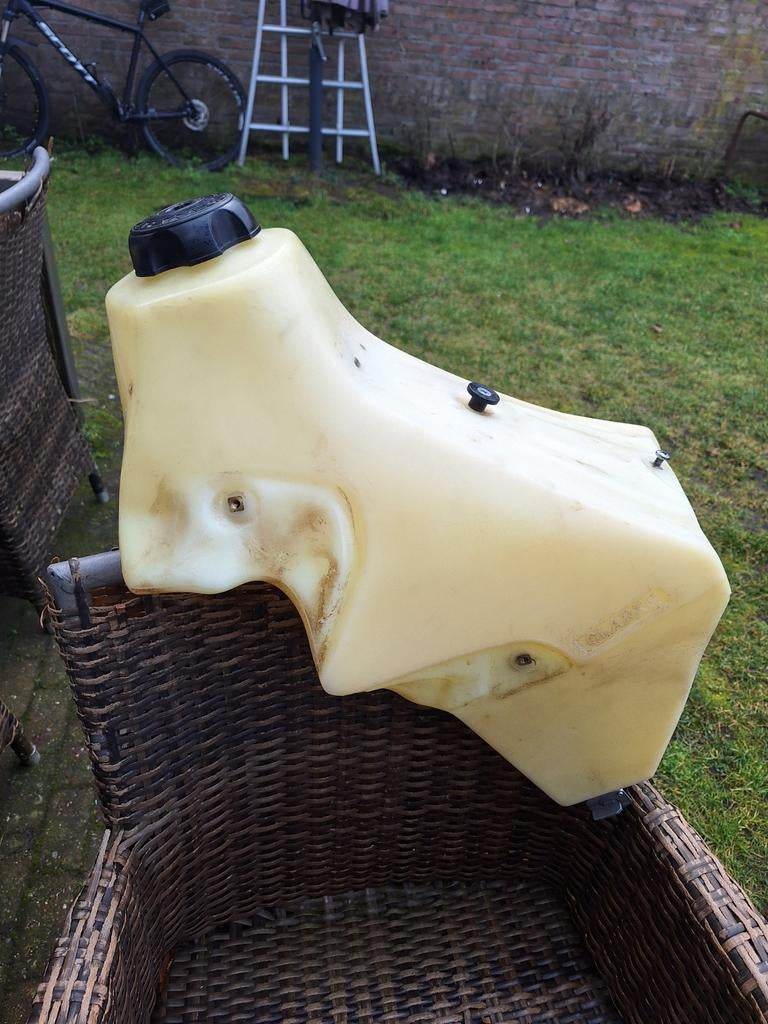 Yamaha YZ250 tank 15L Clarke, Ophalen, Gebruikt